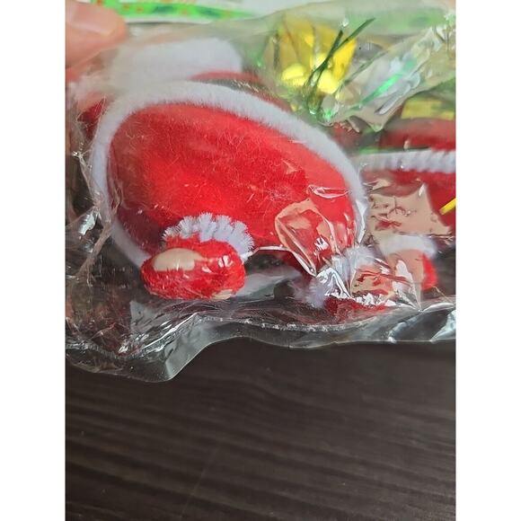 Vintage Misco Santas And Gifts Flocked Plastic Christmas Miniatures -New! 3" - Picture 6 of 7